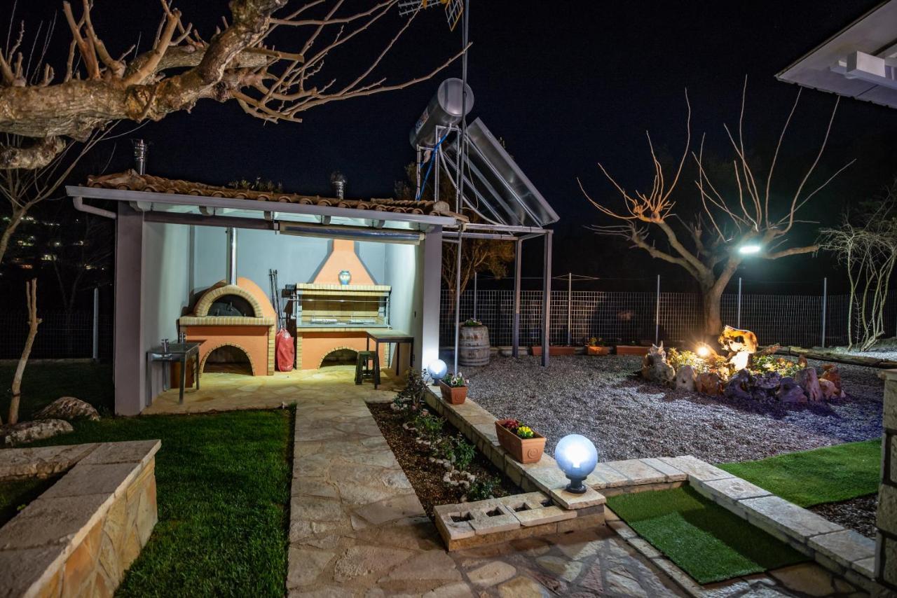 Rock Garden Villa Marantochori Exterior photo